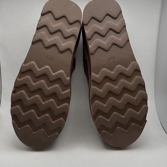 CUSHIONAIRE Women's Genuine Suede Cozy Mule Platform +Memory Foam 8.5 TAUPE - Picture 5 of 7